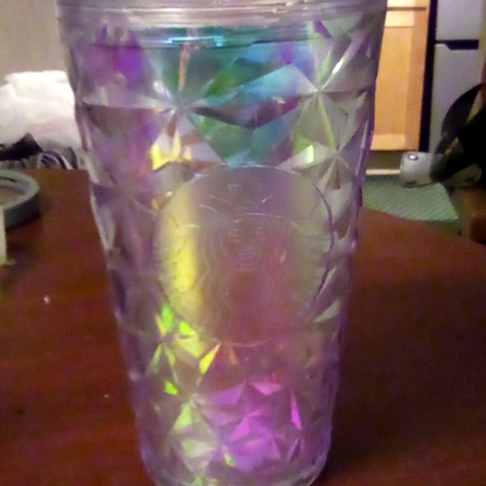 Starbucks Iridescent cup, New